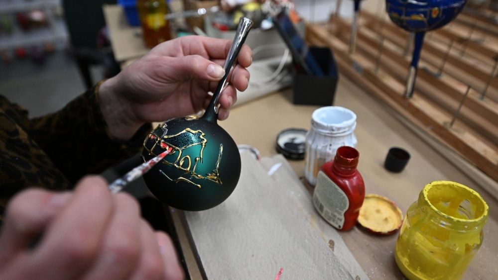 produkcja bombek
Piotr Polak
bombka, bombki, fabryka, produkcja, produkcji, ekonomia, praca