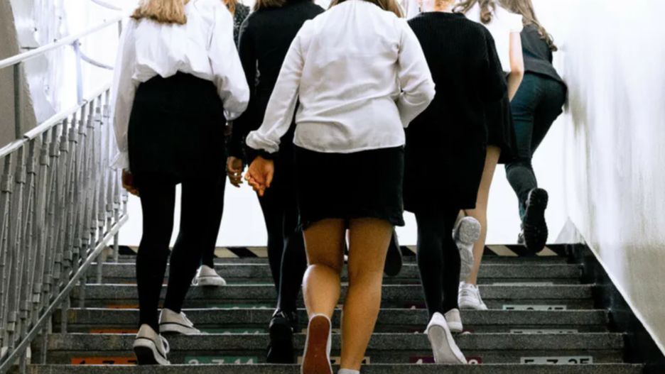 Od kilku dni część uczniów jest zwolniona z obowiązku prac domowych