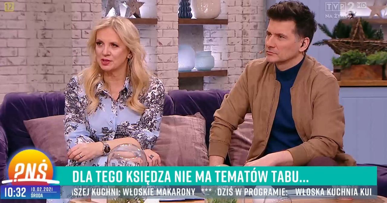 TVP nie strajkuje. Dostało się prowadzącym "Pytania na śniadanie"