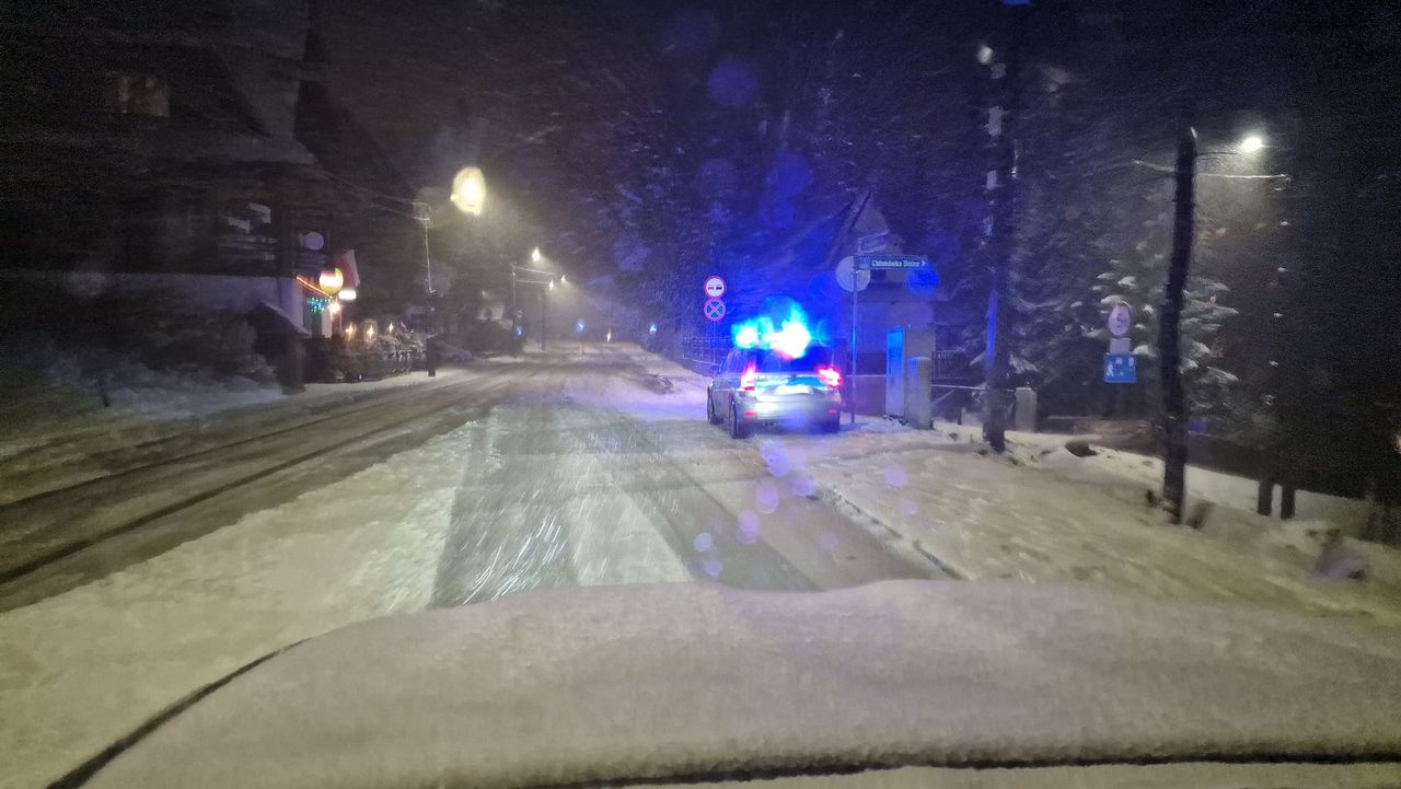 Uwaga!  Trudne warunki na drogach