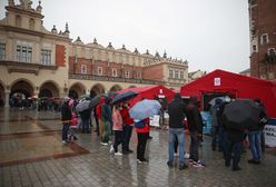 Akcja "Zaszczep się w majówkę". Ruszyły szczepienia w mobilnych punktach w całej Polsce
