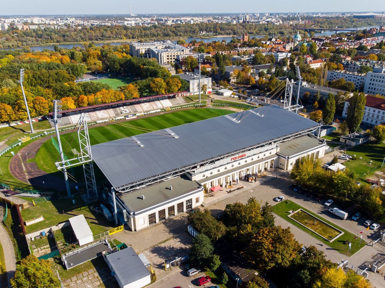 Polonia Warszawa odcina się od antyimigranckiego przekazu kibiców