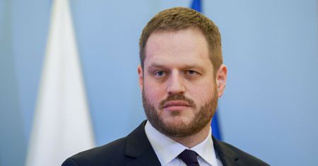 "To jest splunięcie w twarz". Cieszyński odpowiada na zarzuty