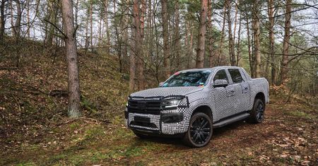 Nowy VW Amarok nie będzie kopią forda. Plotki mówią o wersji benzynowej