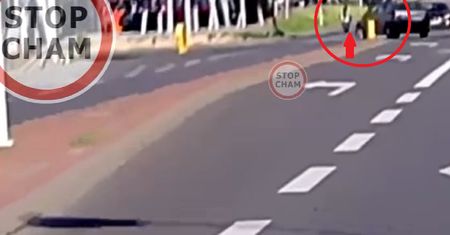 Motocyklista aż wyleciał w powietrze. Za kółkiem seniorka