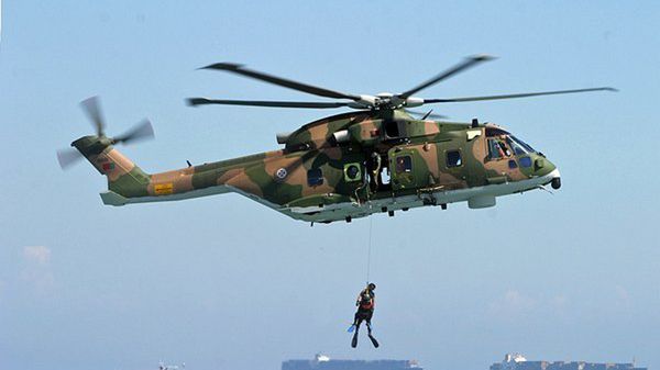 Lotnicza ewakuacja na oceanie 1