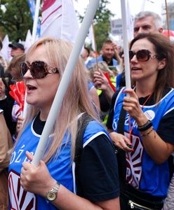 Protest nauczycieli. "Koniec z biedą"