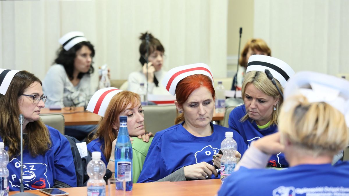 Pielęgniarki komentują odejście ministra zdrowia.