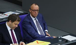 Niemiecki przemysł odbija się od dna. Produkcja wraca na ścieżkę wzrostu, ale firmy tną etaty