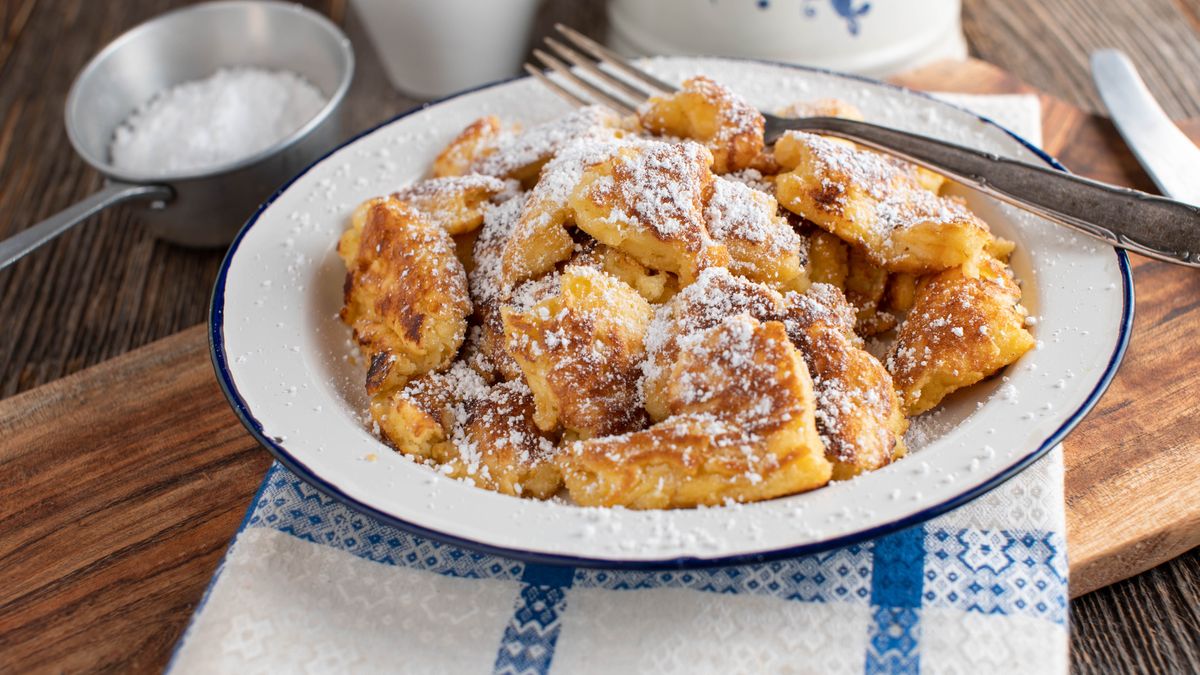 Omlet cesarski to sycące śniadanie na słodko