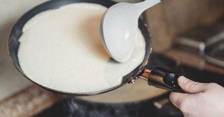 Sposoby na idealne naleśniki. Całe życie robisz je źle