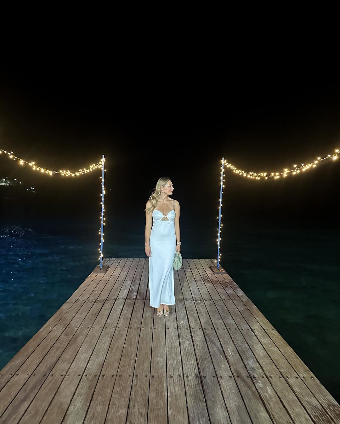 Małgorzata Socha pozdrawia z greckiego wesela