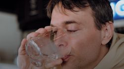 Czy trzeba pić 2 litry wody dziennie? Prawda wygląda inaczej