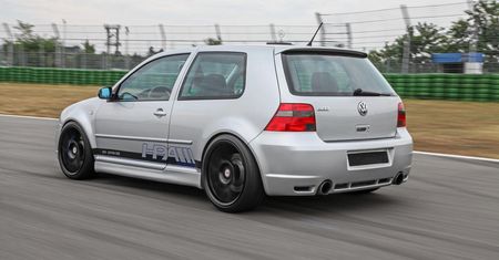 Wielki come back VW Golfa IV R32 z HPerformance