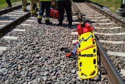 Tragedia na dworcu PKP. Młody mężczyzna wszedł na wagon, dotknął sieci trakcyjnej