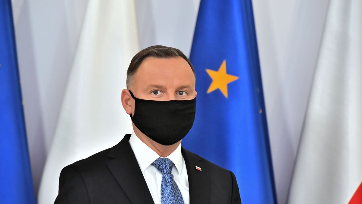 Andrzej Duda podał, że do połowy roku zaszczepionych zostanie około 20 mln obywateli