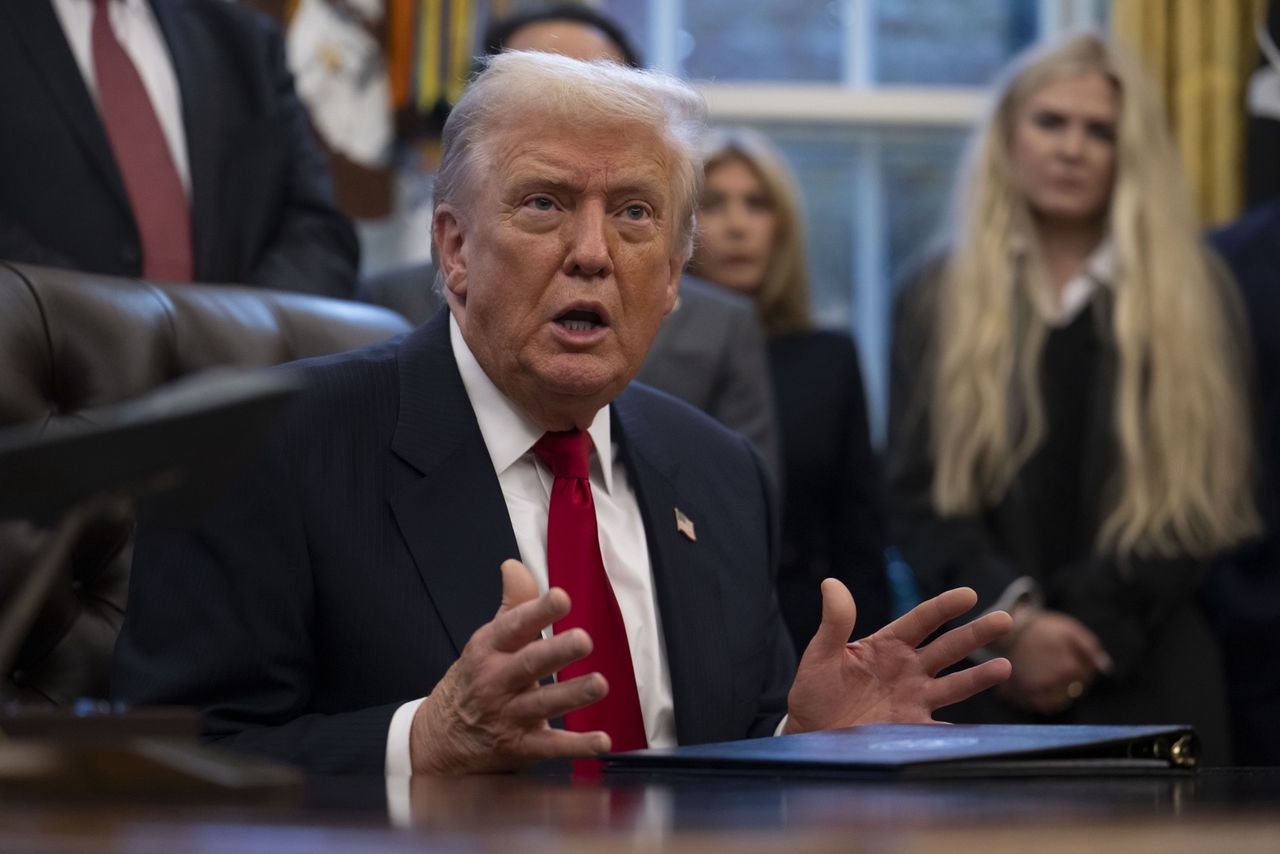 Trump w tarapatach? Spada poparcie i rośnie bunt w jego partii