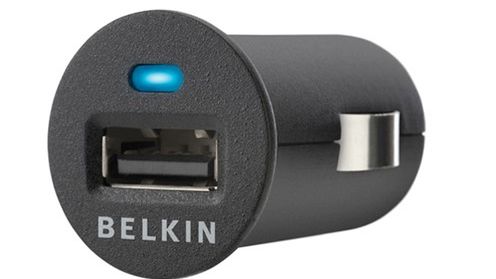 Minimalistyczna samochodowa ładowarka USB Belkin Micro Auto Charger 1