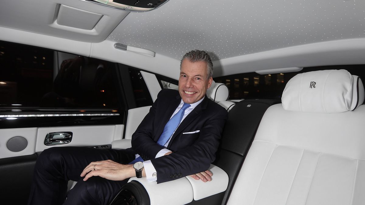 Torsten Muller-Otvos od 2010 r. kieruje Rolls-Royce'em