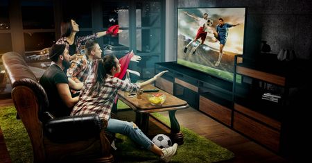 Sprawdźmy, czy 2000 zł wystarczą na dobry telewizor 4K na Euro 2020