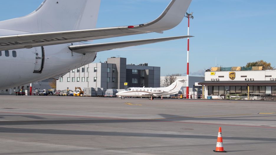 prezentacja sprz�tu lotniskowego
Andrzej Lange
akcja, do zimy, inauguracji, lotniska, lotnisko, lotniskowy, Mi�dzynarodowy port lotniczy im. Fryderyka Chopina, Ok�cie, Ok�ciu, parada, parady, p�yta, pojazd, przygotowania, samolot, samoloty, specjalistyczny, sprz�t zimowego utrzymania, sprz�tu zimowego utrzymania, warunk�w zimowych, zimowe utrzymanie