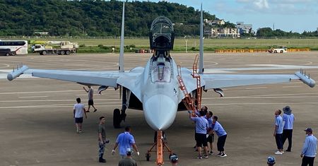 Niedługo premiera nowego chińskiego samolotu. Przypomina koncepcję EA-18G Growler