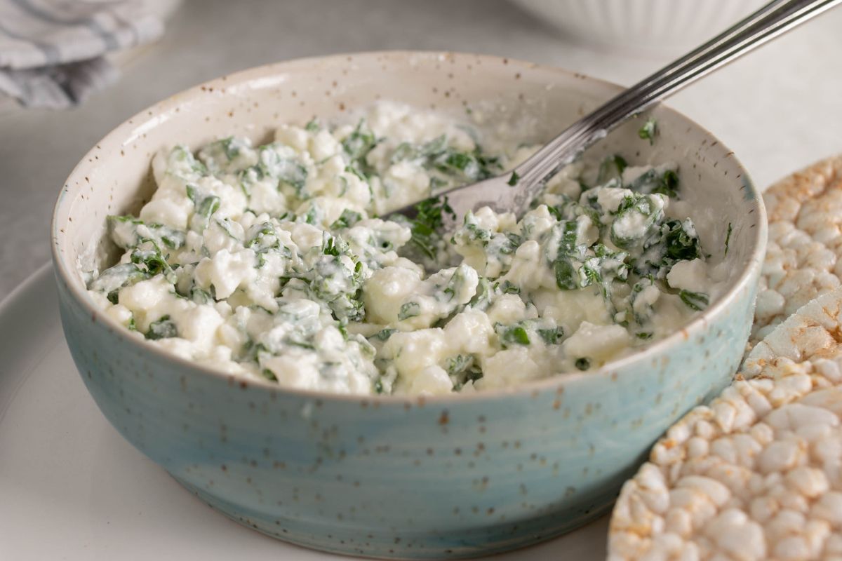 Najlepszy dodatek do serka wiejskiego na lepszą odporność. Wystarczy łyżeczka