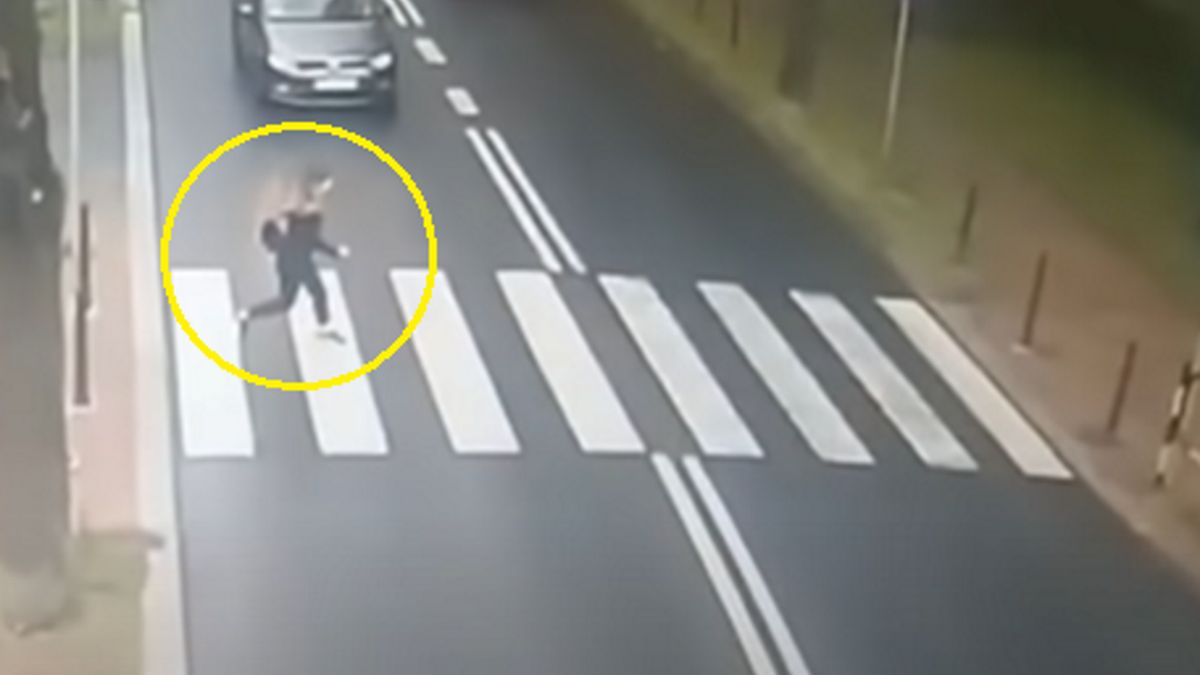 Sytuację nagrały kamery monitoringu