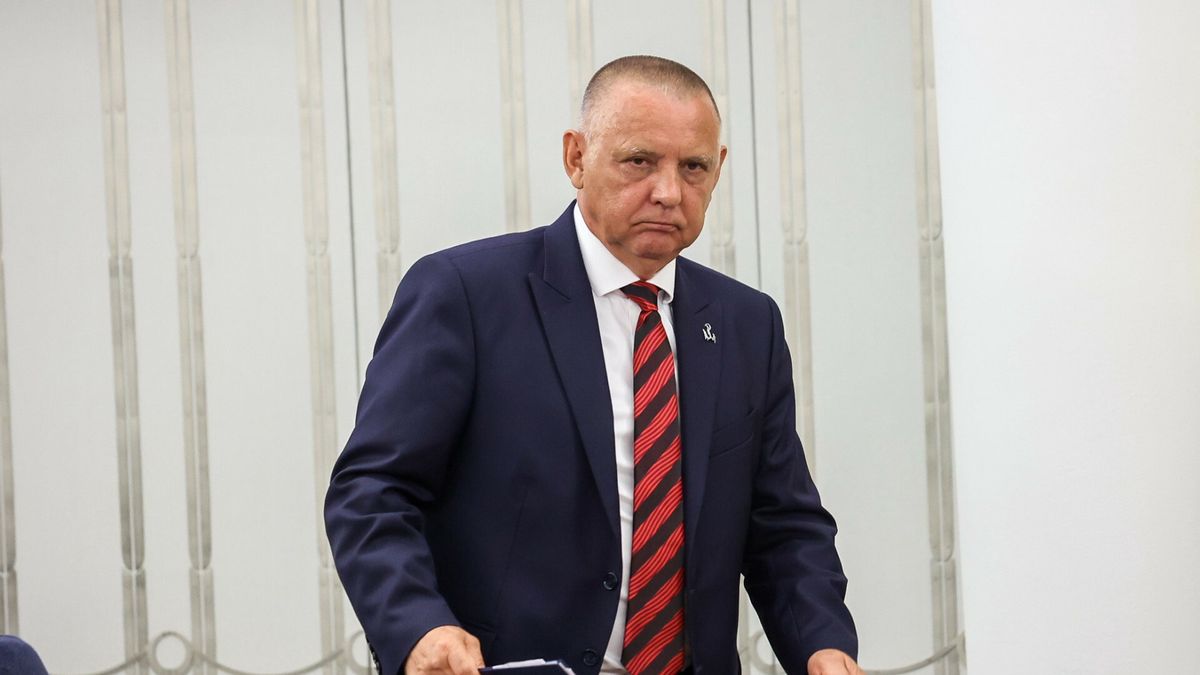 Wys?uchanie prezesa NIK na posiedzeniu komisji senackich28.06.2023 Warszawa Polaczone komisje senackie wys?ucha?y informacji prezesa NIK, Fot. Tomasz Jastrzebowski/REPORTERn/z: Marian BanasTomasz Jastrzebowski/REPORTER