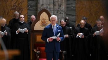 Nadzieja jedności - król Karol III Królewskim Konfratrem Bazyliki św. Pawła za Murami