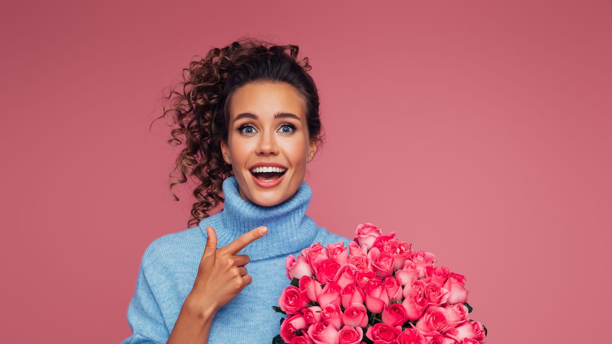 Dzień kobiet – kwiatowy zawrót głowy. Ile Polacy wydają na kwiaty?