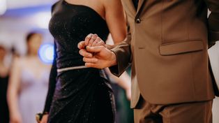 Malbork: Studniówka II LO. Bal odbył się w Gdańsku