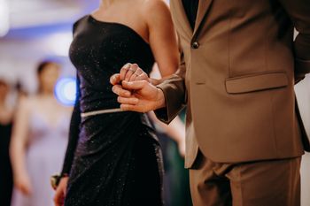 Malbork: Studniówka II LO. Bal odbył się w Gdańsku