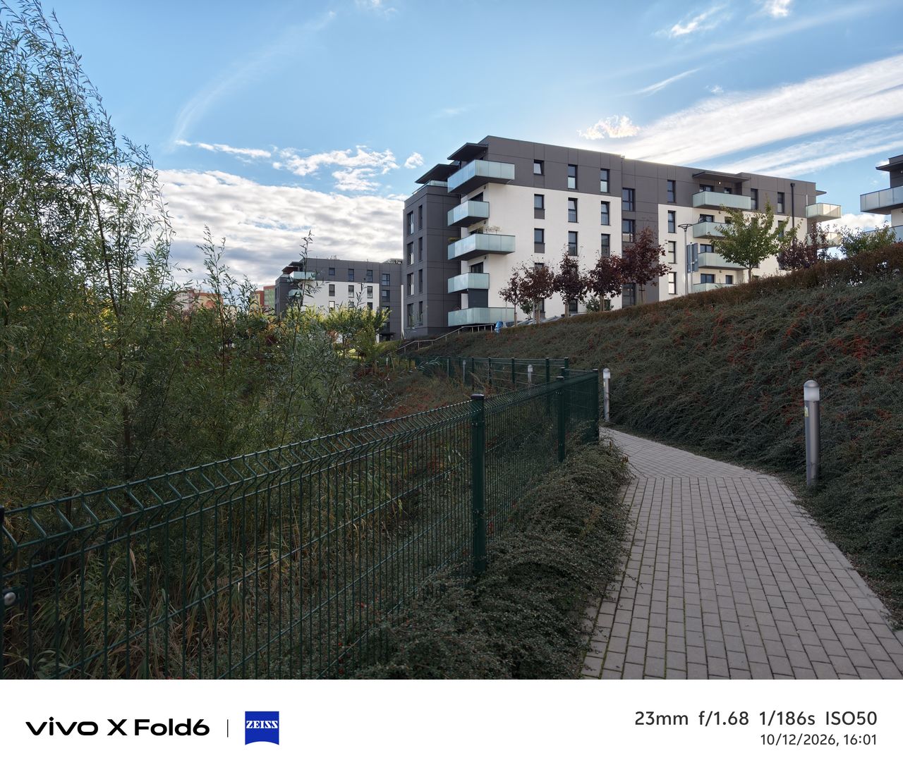 Przykładowe zdjęcie z vivo X Fold 6