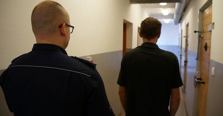 W ramach łapówki zaoferował policjantom... altanki ogrodowe