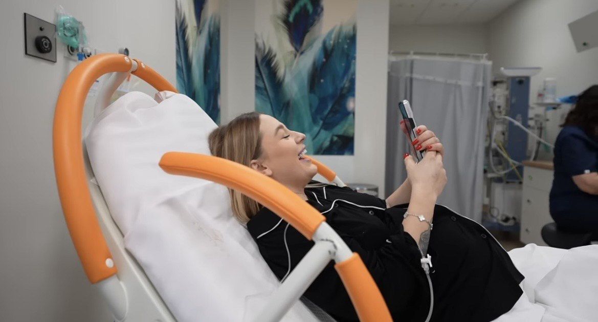 Andziaks na nagraniu z porodu 