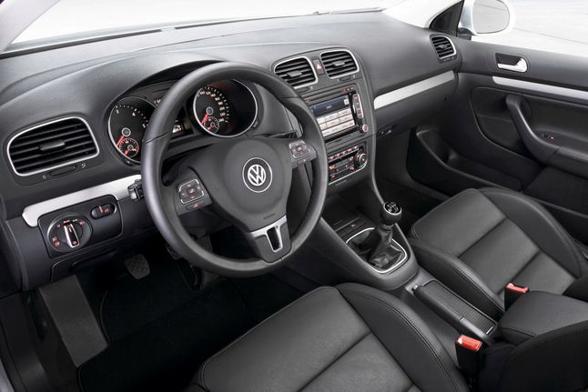 Wnętrze Volkswagena Golfa VI