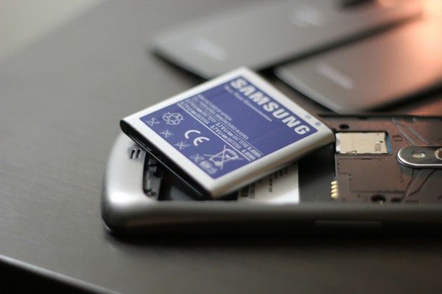 Bateria Galaxy Nexus | fot. androidandme.com