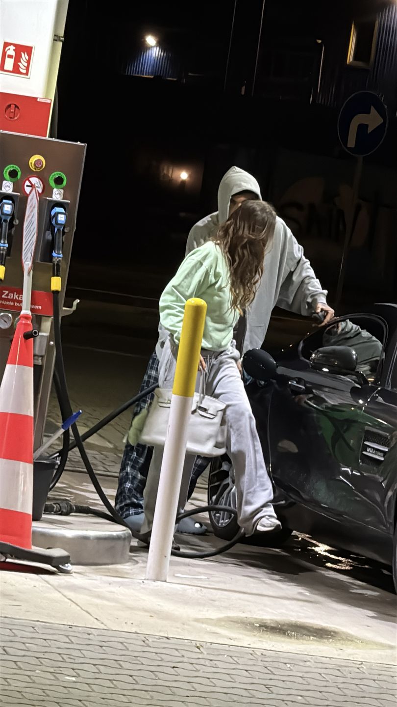 Blanka i Malik Montana "przyłapani" na stacji paliw