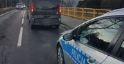 Marciszów: Jechał od krawędzi do krawędzi. Przerwał mu policjant