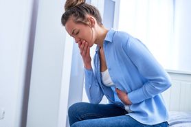 Domowe sposoby na zatrucie pokarmowe – które i kiedy są skuteczne?