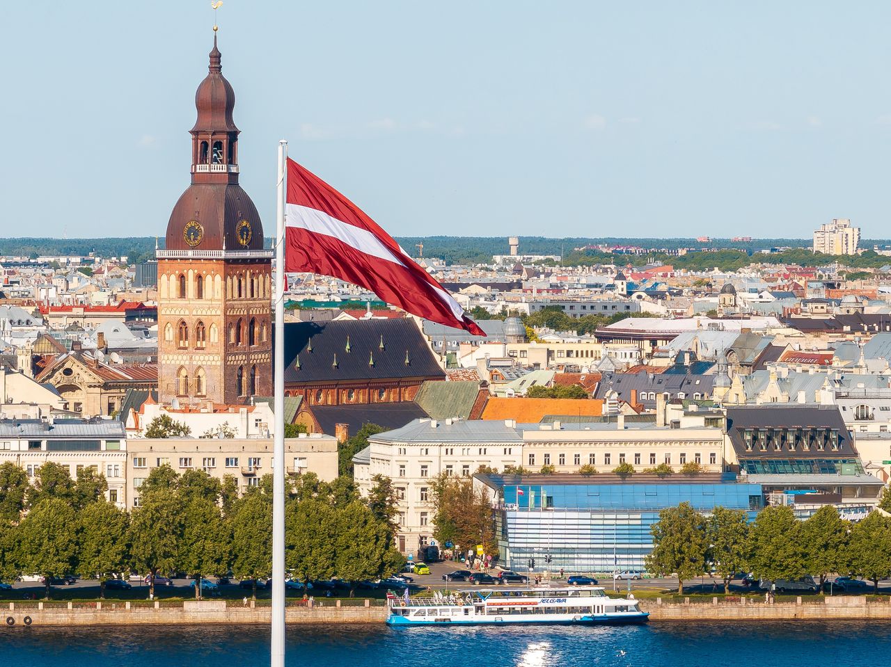 Chcą 7 mld euro od UE. "Płacimy za obronę całej Europy"