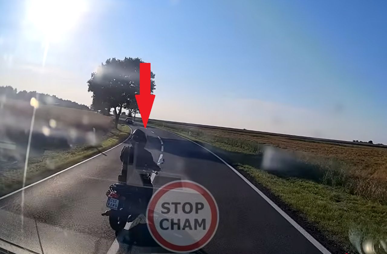 Szeryf na motocyklu. Nagranie podbija internet