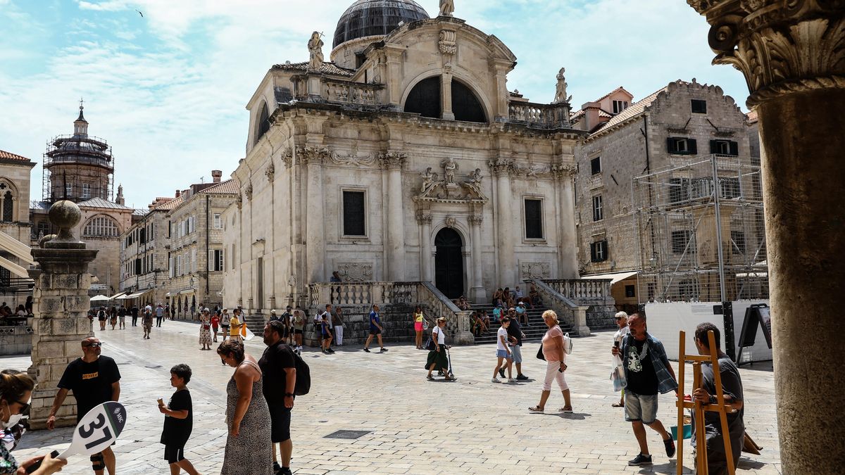 Rafa� Guz
architektura, budynek, centrum, Chorwacja, Dubrownik, lato, ludzie, Stare Miasto, Star�wka, turystyka, zwiedzanie