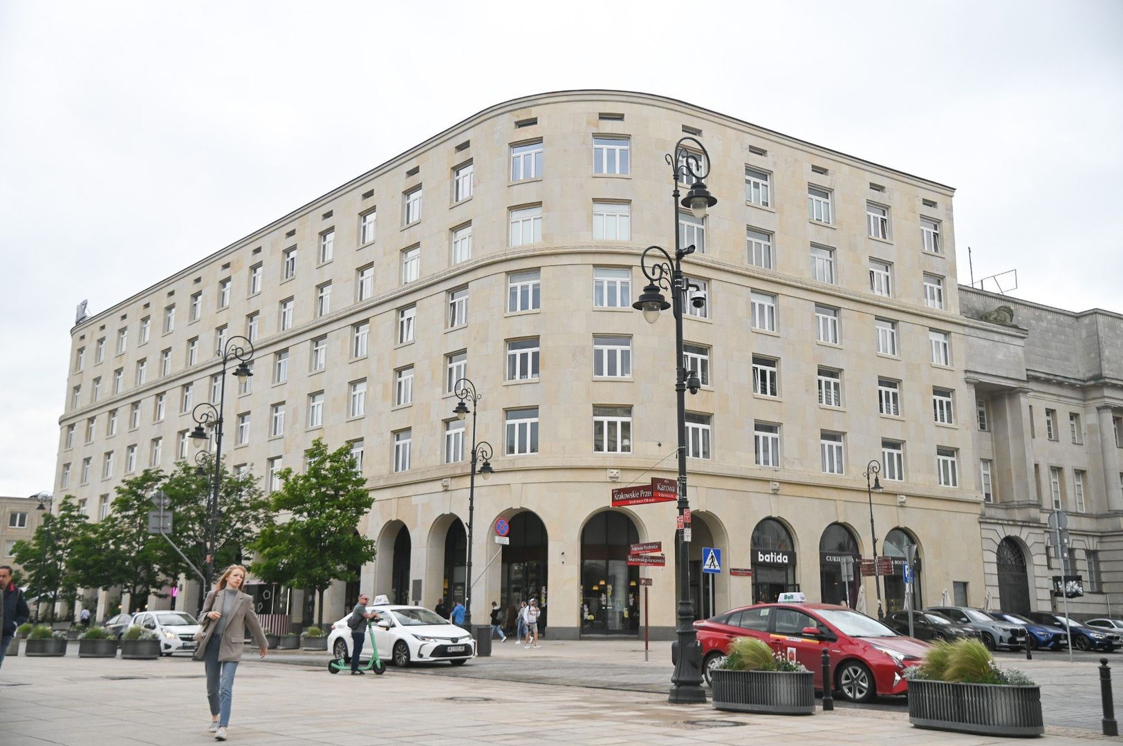 Dom Bez Kantów przy Krakowskim Przedmieściu