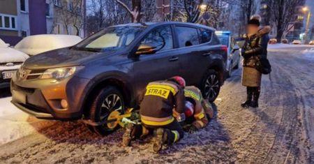 Jechała z blokadą na kole. Myślała, że ostrzeżenia to tylko ulotka
