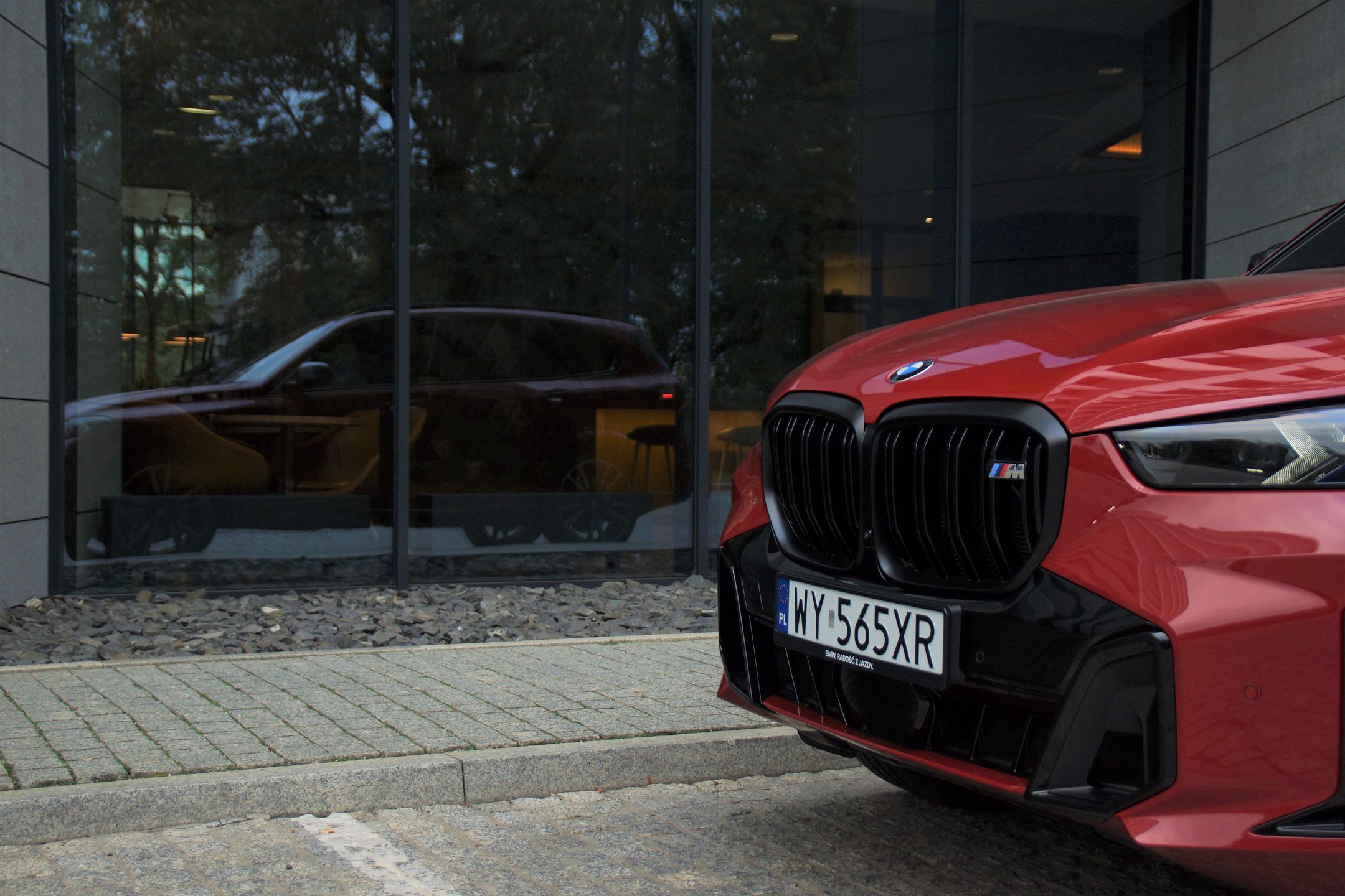 BMW X5 M60i