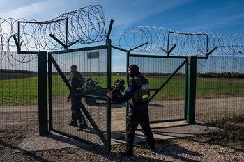 "Zęby smoka" obroną dla kraju. Stają się atrakcją turystyczną