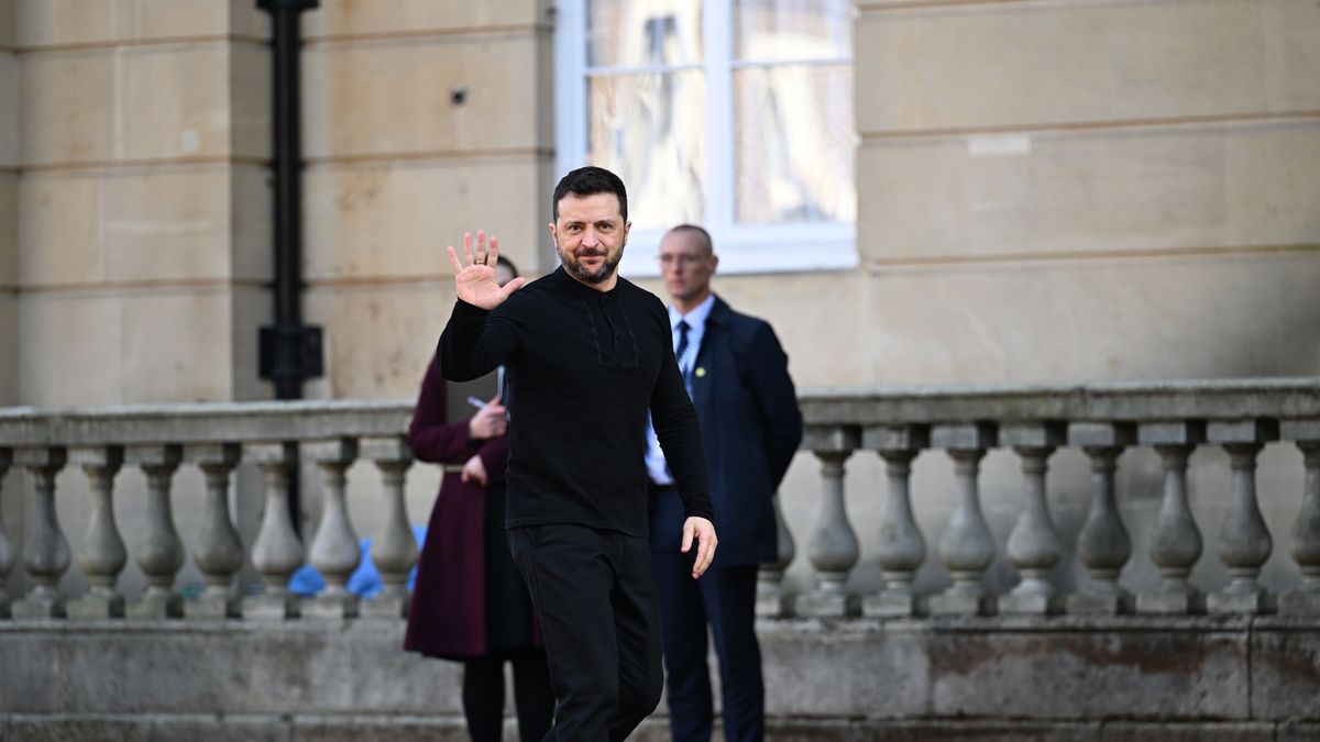 Volodymyr Zelenskiy, Ukraine's president, arrives ahead of a summit at Lancaster House in London, UK, on Sunday, March 2, 2025. UK Prime Minister Starmer is hosting Zelenskiy and more than a dozen other European leaders to discuss security guarantees the continent can offer Kyiv in the event of a ceasefire with Russia. Photographer: Chris J. Ratcliffe/Bloomberg via Getty Images
