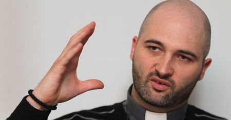 Ksiądz egzorcysta wyjdzie na wolność. Sąd stwierdził nieprawidłowości